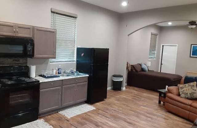 Studio Apartment on The Water