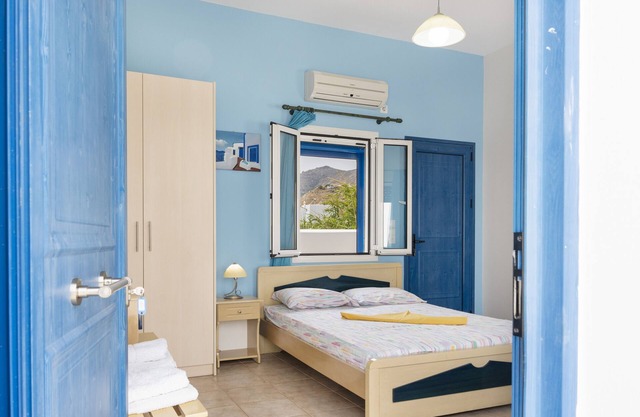 Studio 'Studios Ninemia Serifos 2' avec vue sur la mer, Wi-Fi et climatisation
