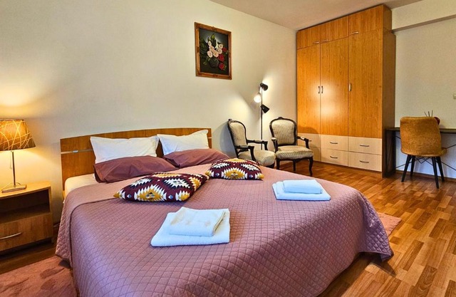 Studio Brancusi by Rosuites