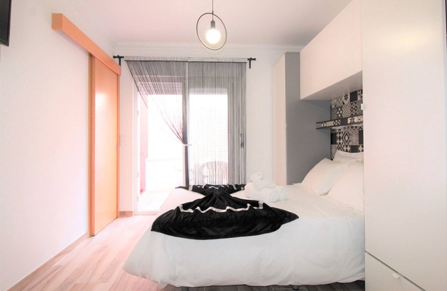 Studio C / Cour privée à 2 minutes de la plage de Peniche