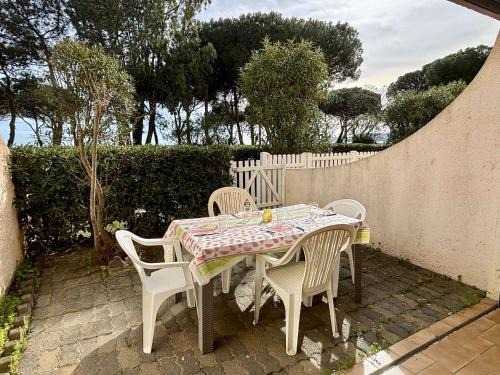 Studio cabine cosy avec terrasse et accès direct plage, Argelès-sur-Mer - FR-1-225-595
