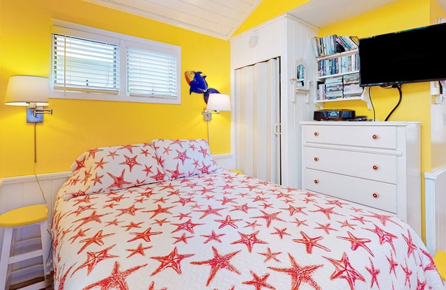 Studio cottage with on-site beach access, 2 decks, & central AC