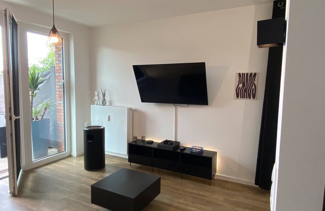 Studio 'Ein Zimmer Mit Blick' with Balcony and Wi-Fi