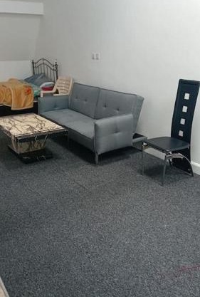 Studio Flat 3 Nelson Town Centre