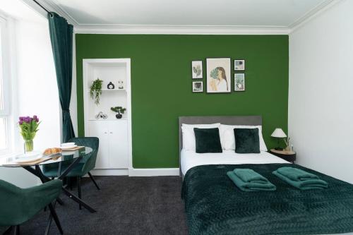 Studio flat in Dundee