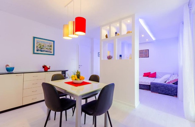 Studio Luce Mala