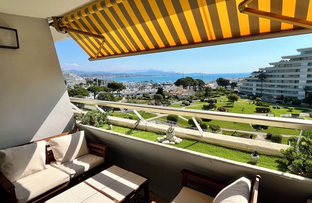 Studio Marina Baie - sea and garden view - air conditioning