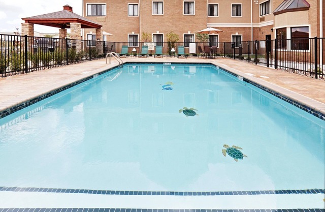 Studio près de Quail Springs Mall | Piscine saisonnière + petit-déjeuner quotidien GRATUIT