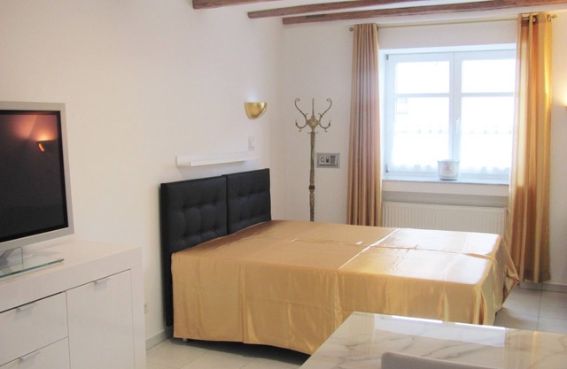 Studio-en Ville-Salle de bain privée séparée-Vue ville-10