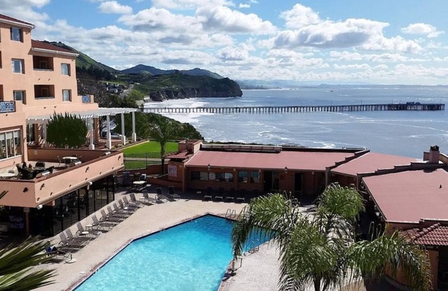 Studio on Avila Beach Sleeps 2-4