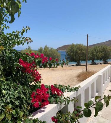 Studio on the beach, Leivadakia, Serifos