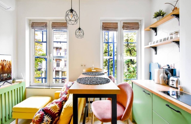 Main Street Area Studio | Kitchen | AC | Smart TV | Right on Vitosha blvd.
