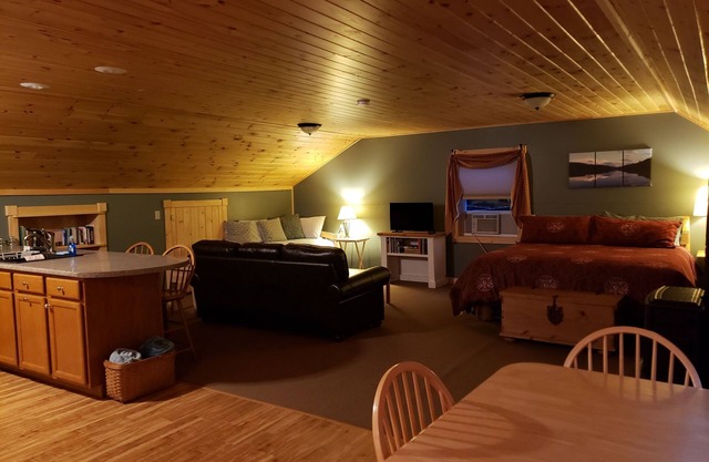 Riverside Studio sur le Kennebec