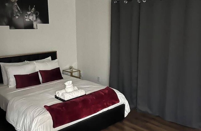 Studio Suite - Mins 2 Von Braun|DWTN|Space&Rocket!