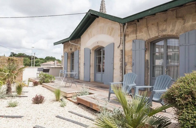 Studio avec terrasse