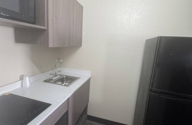 Studios & Suites 4 Less Virginia Beach