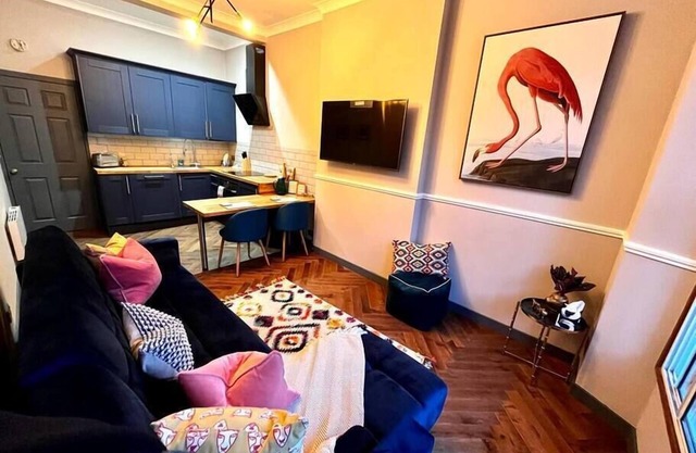 Stunning 1 bed Apt in West End