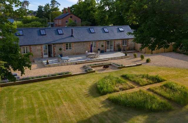 Superbe conversion de grange du 19ème siècle dans la magnifique campagne du Hampshire