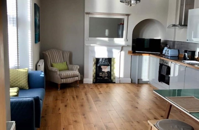 Stunning 2 Bed Georgian Apartment
