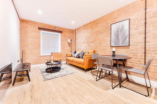Stunning 2 Bed Apartment in Burton-on-Trent