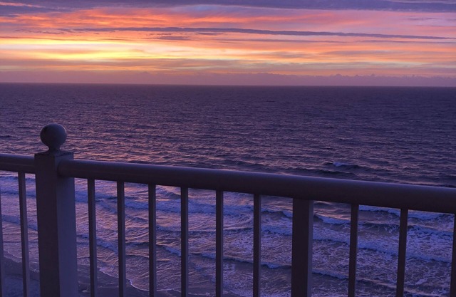 Stunning 2BR Oceanfront Condo - SeaWatch Resort, Myrtle Beach - Unrivaled Views!