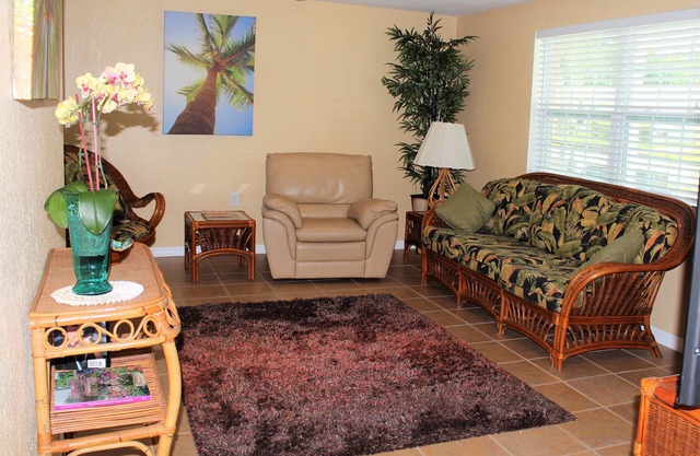 Superbe Ranch 2BR, parfait pour les snowbirds ou les petites familles