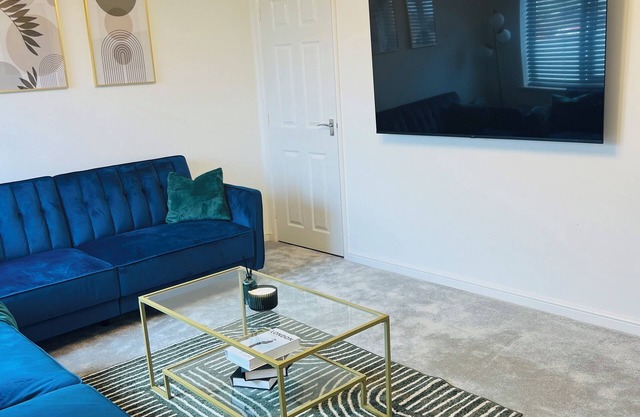 Stunning Brand New 3 Bedroom House- Detached