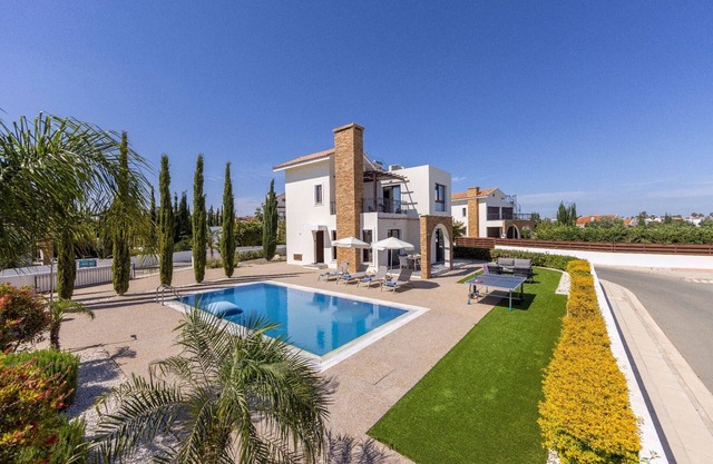 Stunning 3 Bedroom Villa in Ayia Thekla