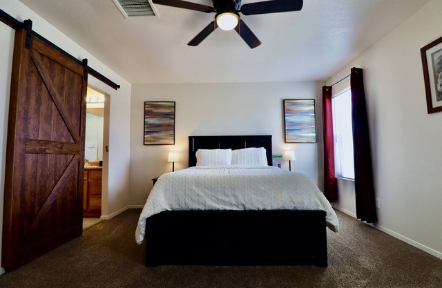 Stunning 3 BR home, cul-de-sac, w/ basketball goal + garage gym