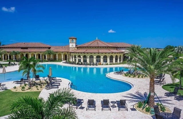 Stunning 3BR/2BA Villa located in the Gated Community of Gran Paradiso
