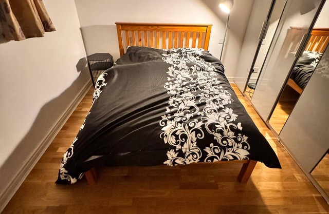 Stunning 4-Bedroom Property Near Clapham Junction – London Living at Its Best!