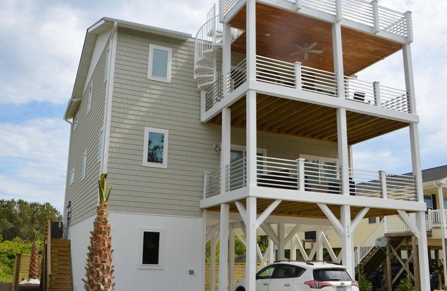Juste construit 4BR / 3Ba (10 personnes) Maison unifamiliale avec ascenseur et animaux acceptés