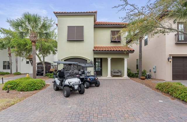 SPRING BREAK Rate Reduced! Stunning 4BR Beach Villa, GOLF CART, Steps to Pool