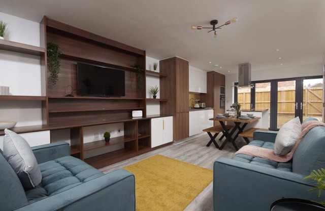 Stunning 5 Bed House in Manchester by PureStay