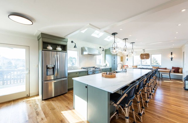 Stunning Katama 5 BR Contemporary Beach Home. Heated Pool and tennis court.