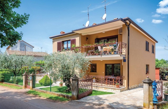 Bel appartement 1 chambre à Umag