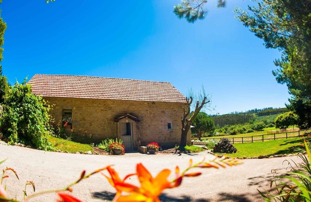 Superbe conversion de grange située au cœur de la campagne galicienne