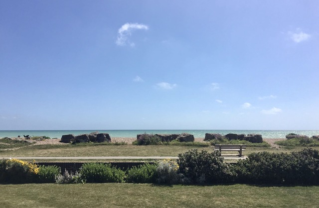 Superbe appartement en bord de mer sur la plage de Ferring