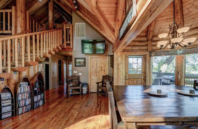 Stunning Cabin Minutes From Shasta Lake
