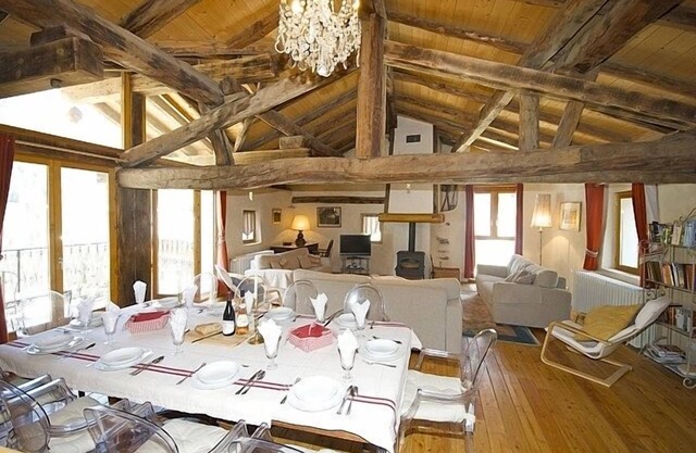 Beau Chalet Traditionnel aux Arcs