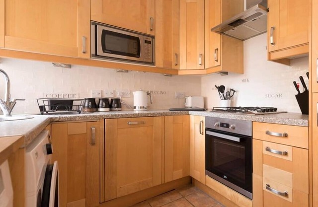 Stunning Character House In The Centre of Henley