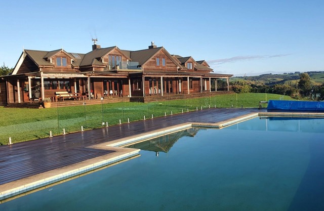 MAISON DE VACANCES DE CÔTE DE LUXE! Superbes vues sur la mer dans la baie des îles