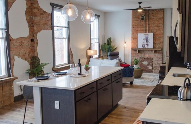 Stunning Condos Near Washington Park w Parking