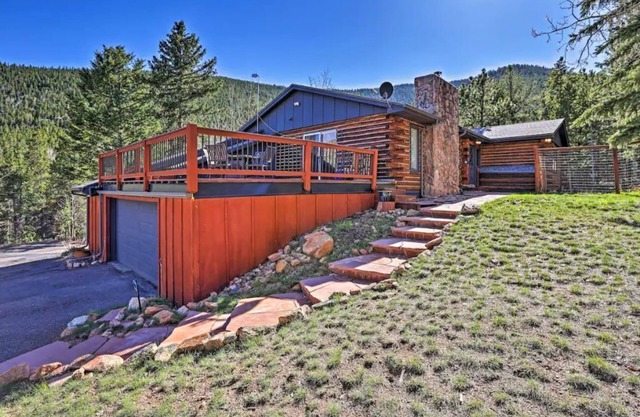 Stunning Conifer Abode with Private Balconies & Grill!