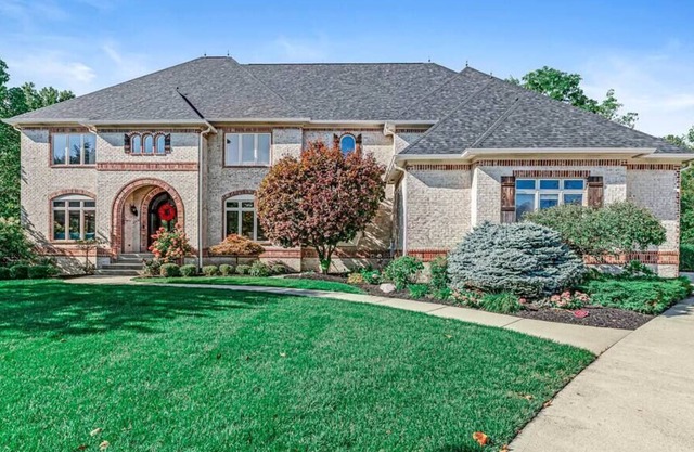 Stunning Custom home in Carmel!