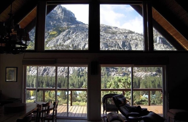Superbe chalet familial - Vues incroyables sur la cascade - Table de billard pour les chiens