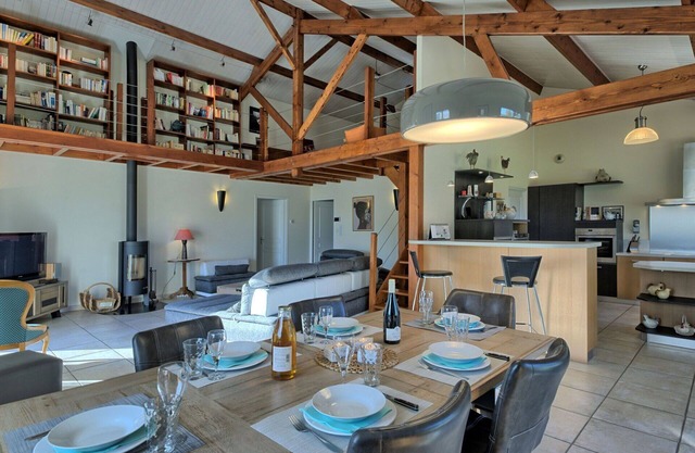 Magnifique maison de vacances privée pour 6 personnes avec WIFI, TV, terrasse et parking