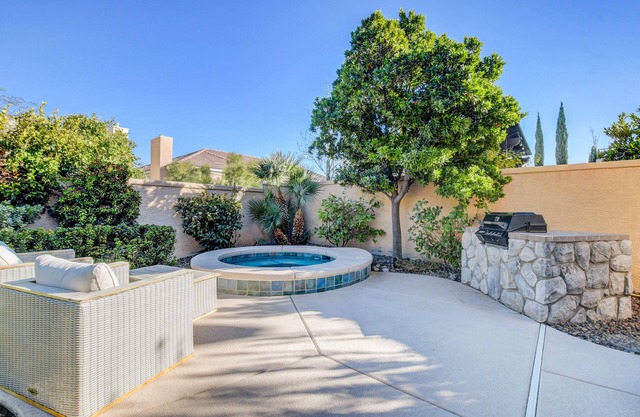 Stunning, Gated, Chef's Kitchen, Downstair's Master Suite