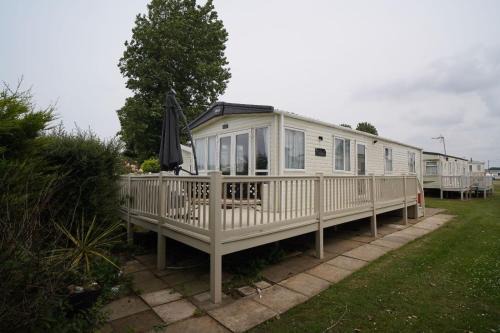 Stunning Heacham Sunset lodge pets go free linen included