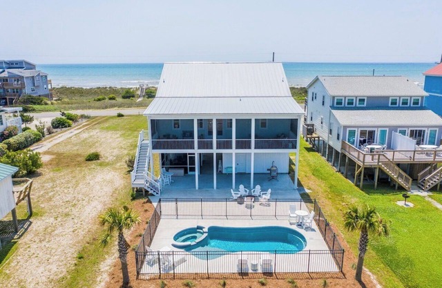 Stunning Home on the Ocean & Sound, Private Pool
